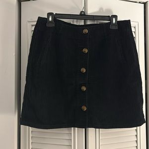 Black corduroyed skirt